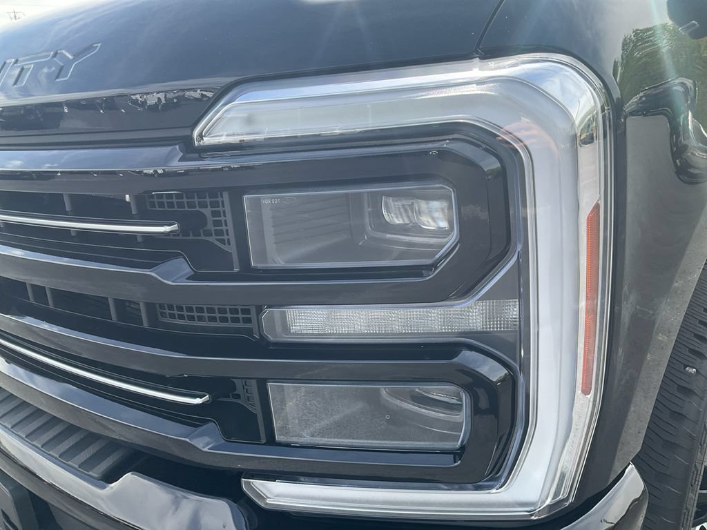 New 2026 Ford F250 Platinum AWD/4WD image 9