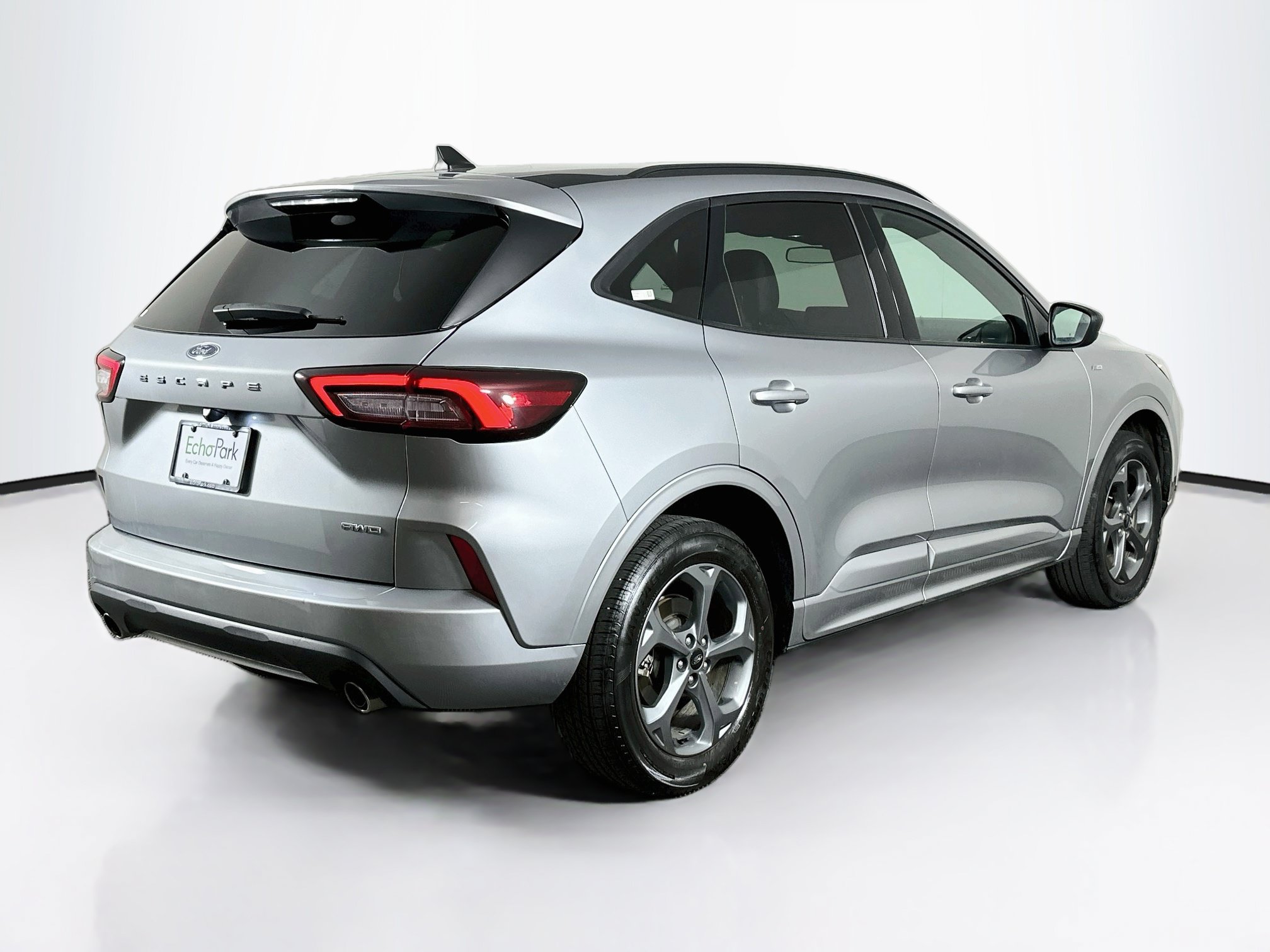 Used 2024 Ford Escape ST-Line AWD/4WD image 9