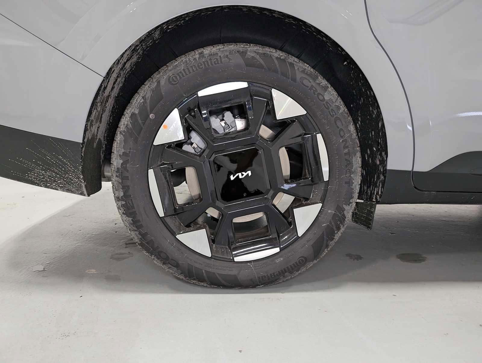 New 2026 Kia Carnival EX image 3