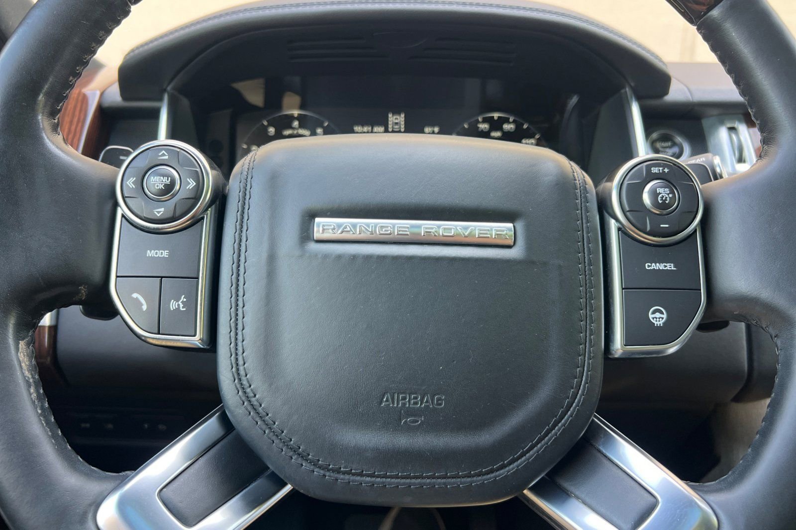 Used 2016 Land Rover Range Rover HSE AWD/4WD image 24