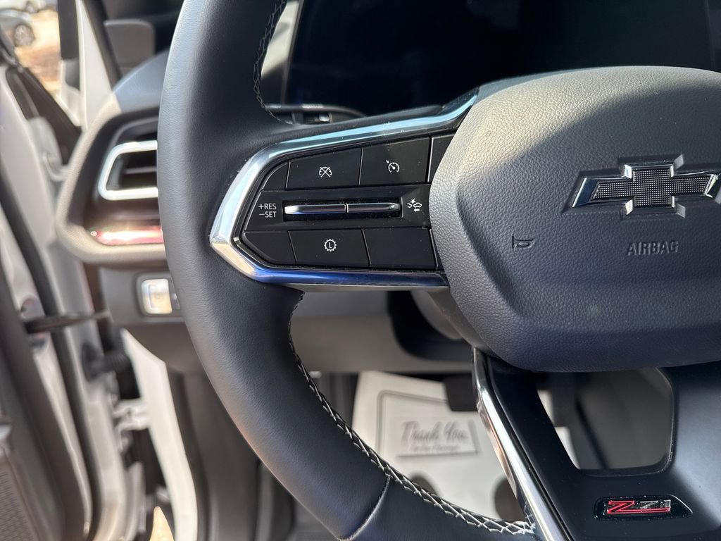Used 2025 Chevrolet Traverse Z71 w/ LPO, Floor Liner Package AWD/4WD image 20