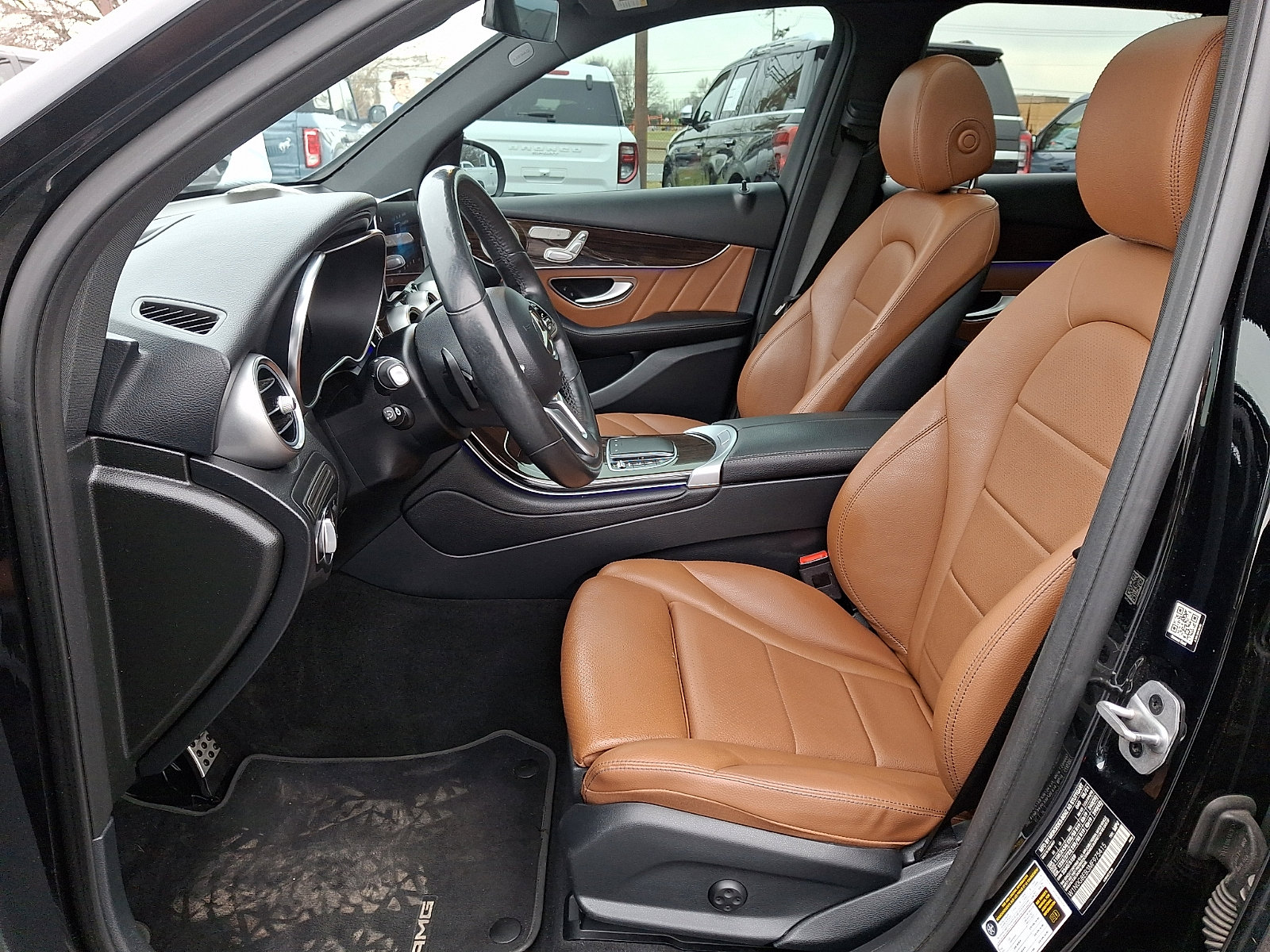 Used 2021 Mercedes-Benz GLC 300 4MATIC image 13