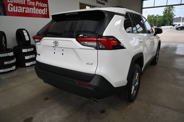 Used 2024 Toyota RAV4 XLE FWD image 6