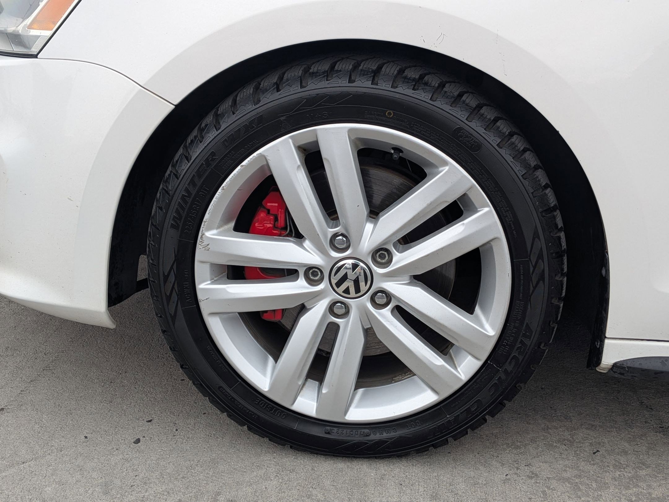 Used 2013 Volkswagen Jetta GLI image 13