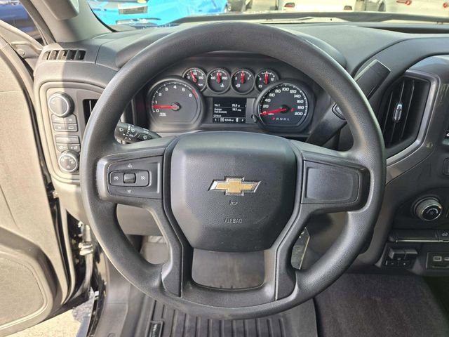 Used 2020 Chevrolet Silverado 1500 Custom w/ Custom Convenience Package AWD/4WD image 18
