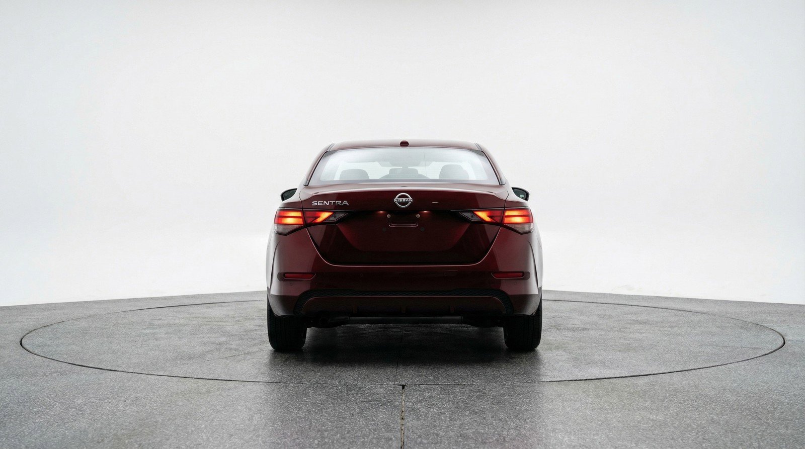 Used 2025 Nissan Sentra SV image 7