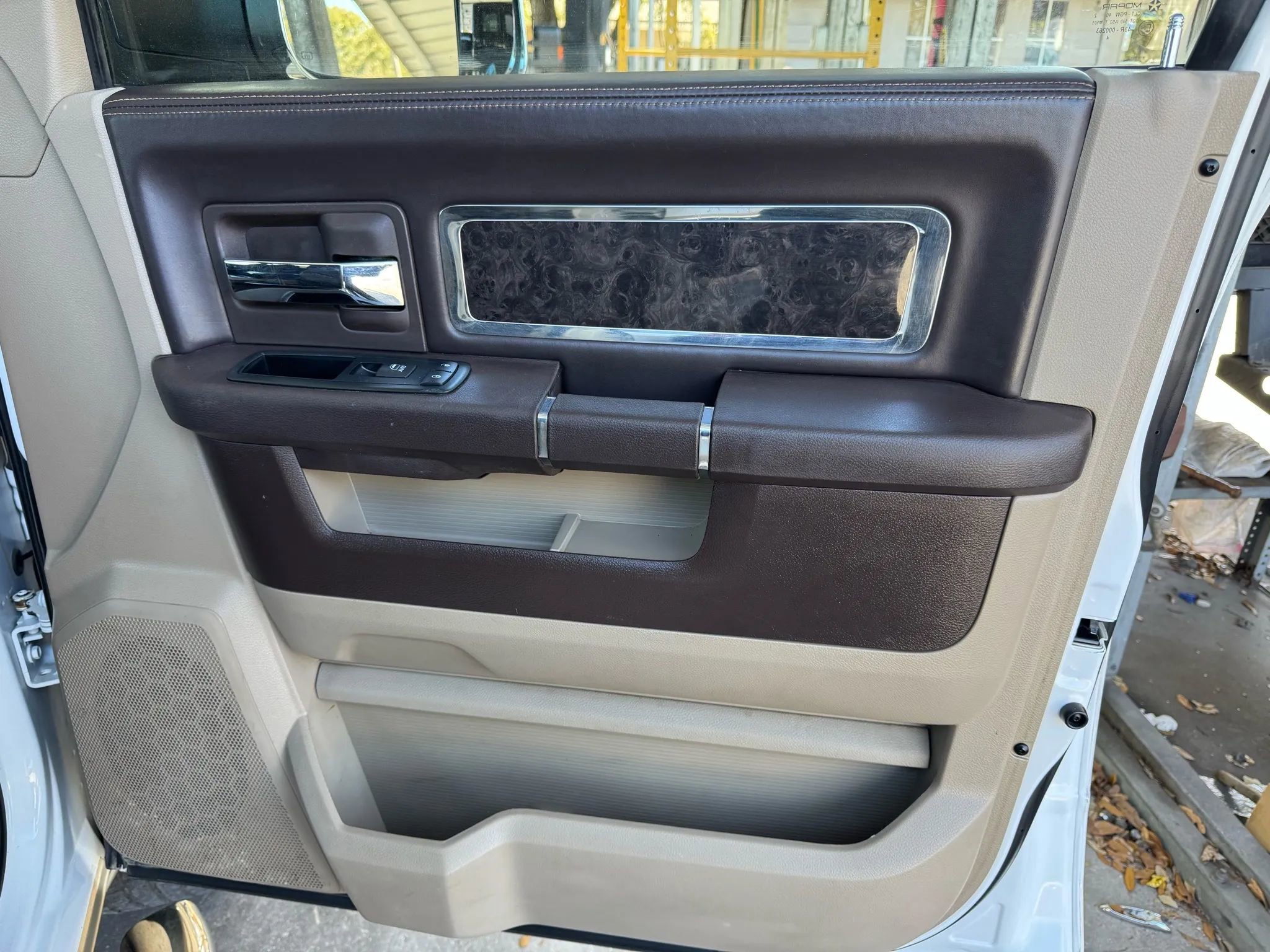 Used 2012 RAM 3500 Laramie Longhorn w/ Cold Weather Group image 33