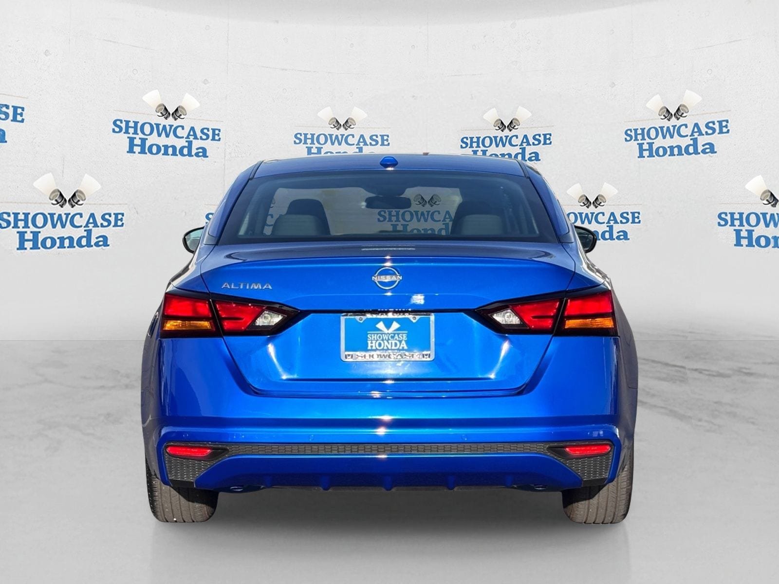 Used 2025 Nissan Altima 2.5 SV FWD image 7