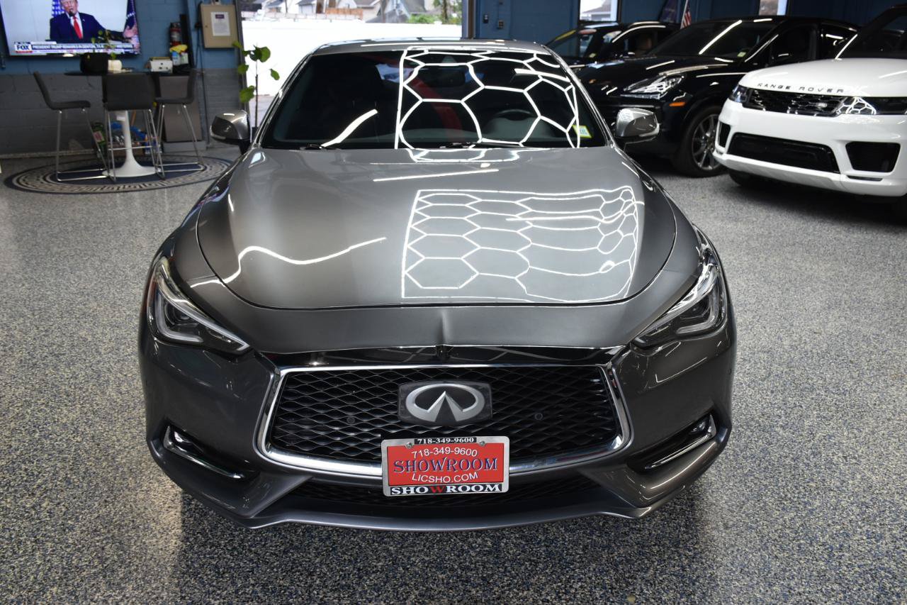 Used 2017 INFINITI Q60 Red Sport 400 AWD/4WD image 12