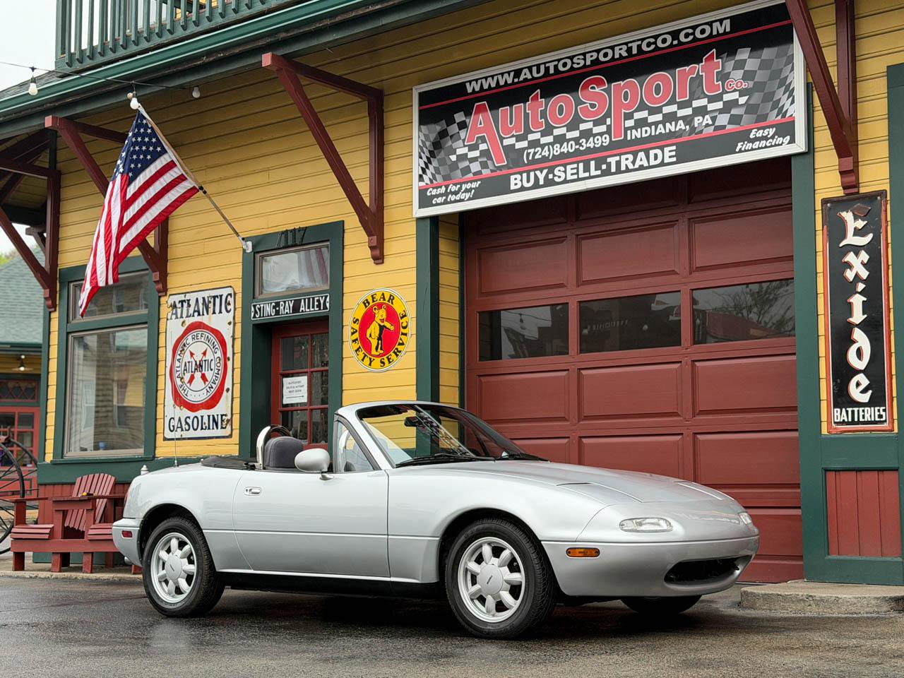 Used 1991 MAZDA MX-5 Miata RWD image 1