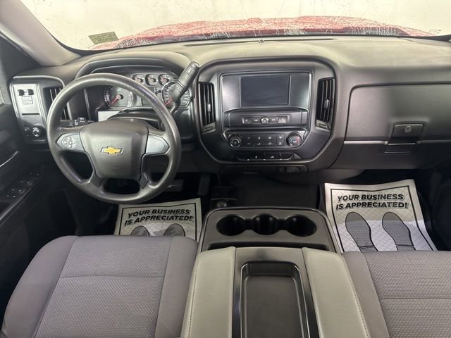 Used 2018 Chevrolet Silverado 1500 Custom w/ Custom Value Package AWD/4WD image 19