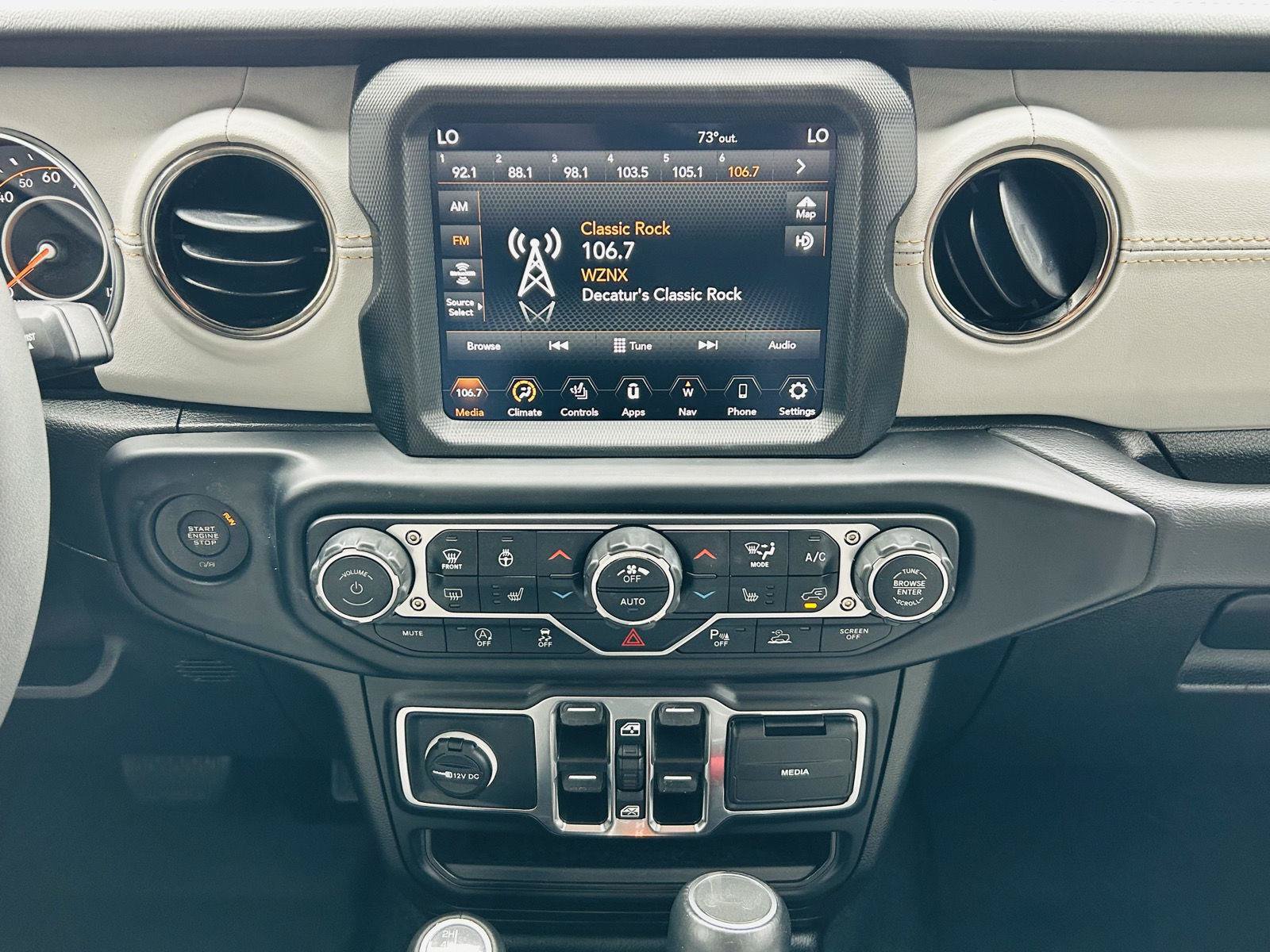 Used 2023 Jeep Wrangler Unlimited Sahara AWD/4WD image 18