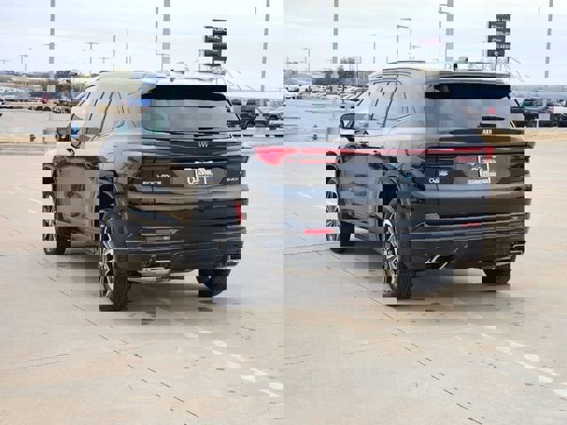 New 2025 Buick Enclave Sport Touring w/ Super Cruise Package image 8