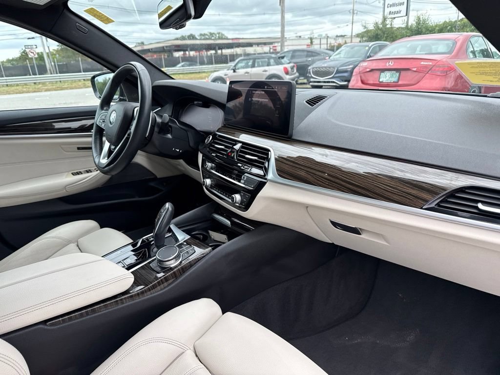 Used 2023 BMW 540i xDrive w/ Premium Package AWD/4WD image 25
