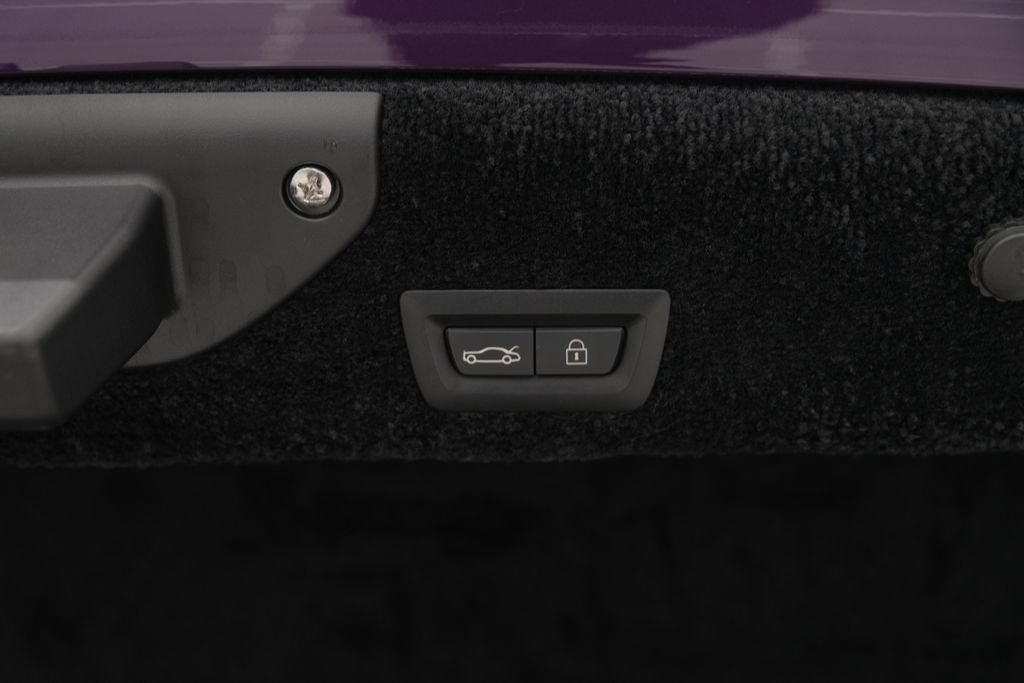 Used 2020 Rolls-Royce Wraith RWD image 35