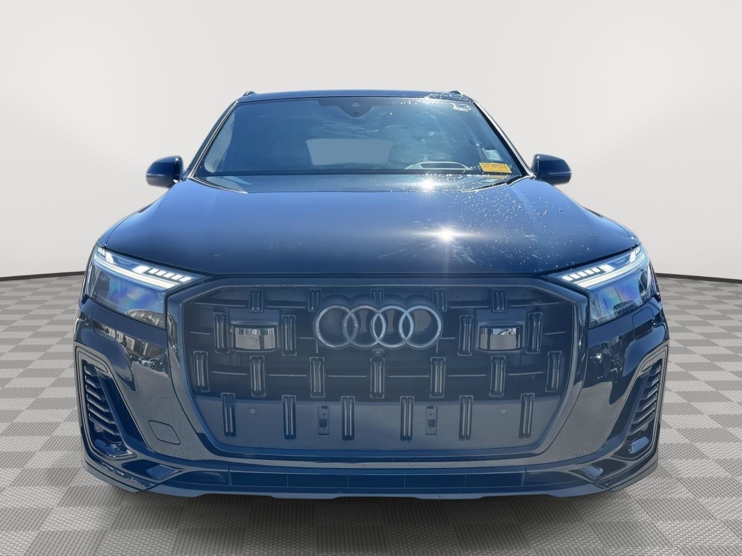 Used 2025 Audi Q7 3.0T Prestige w/ Prestige Package AWD/4WD image 2