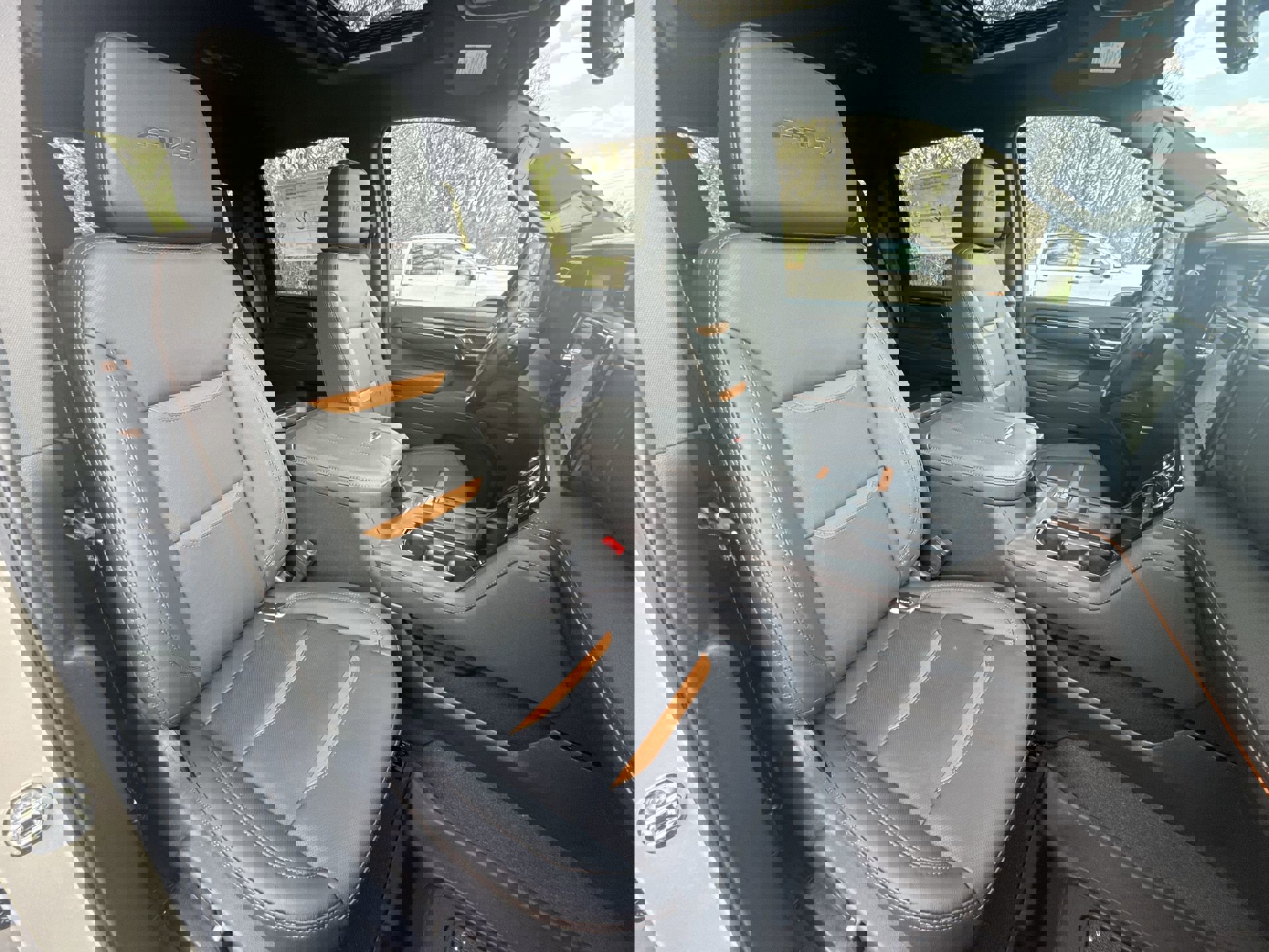 New 2026 GMC Sierra 2500 AT4 image 26