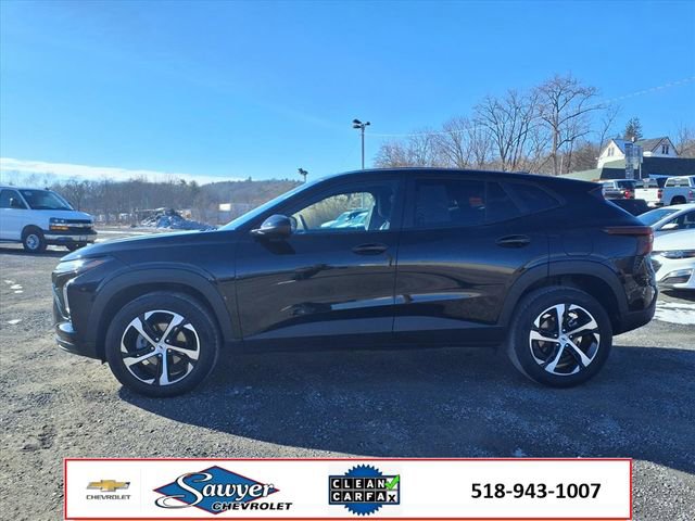 Used 2025 Chevrolet Trax RS image 4