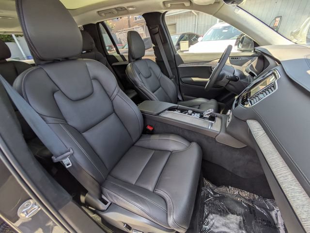 Certified 2024 Volvo XC90 B6 Ultimate w/ Lounge Package AWD/4WD image 30