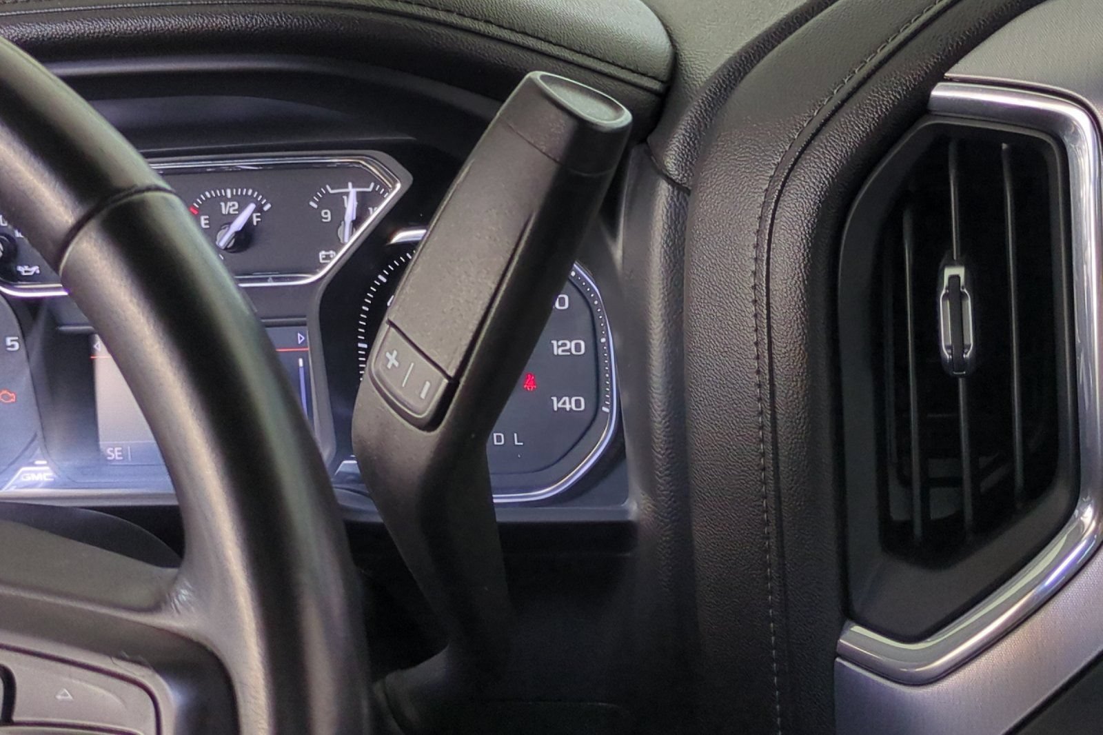 Used 2021 GMC Sierra 2500 SLE w/ SLE Value Package; AWD/4WD image 32