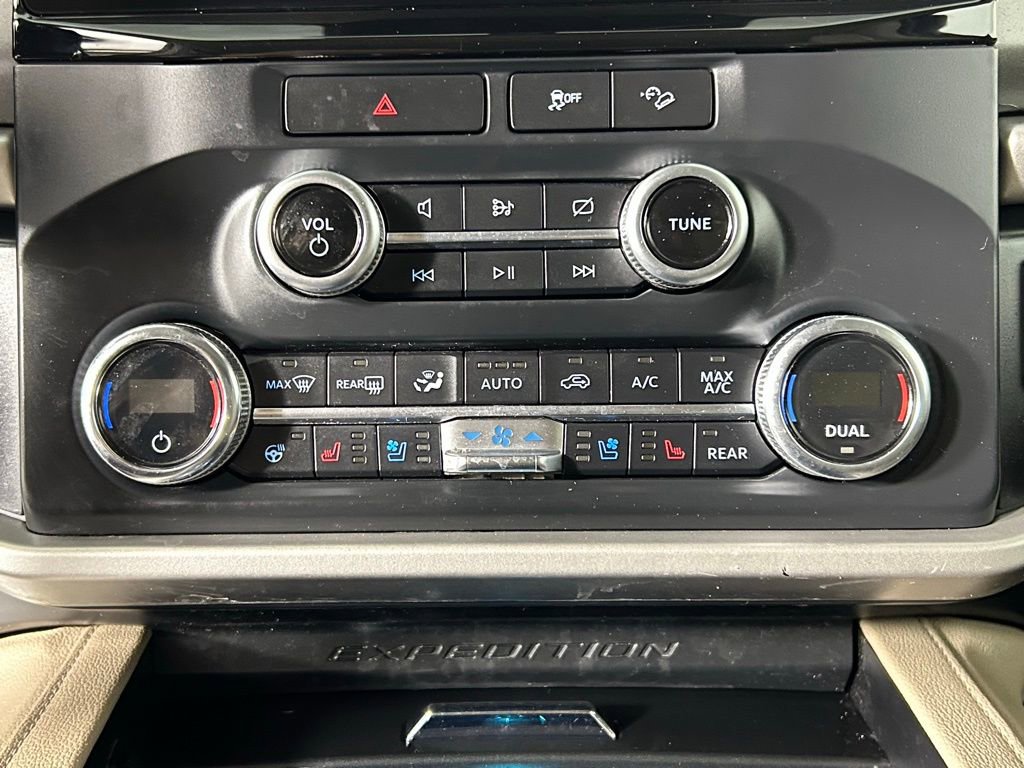 Used 2022 Ford Expedition Max XLT AWD/4WD image 26