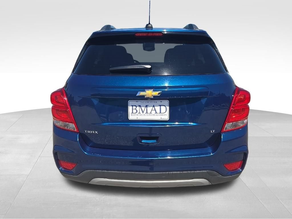 Used 2020 Chevrolet Trax LT FWD image 12
