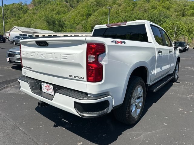 Used 2023 Chevrolet Silverado 1500 Custom w/ LPO, Dark Essentials Package AWD/4WD image 2
