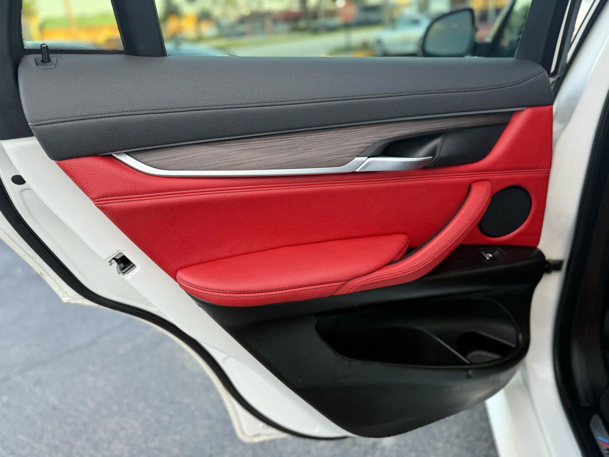 Used 2018 BMW X6 xDrive35i image 13