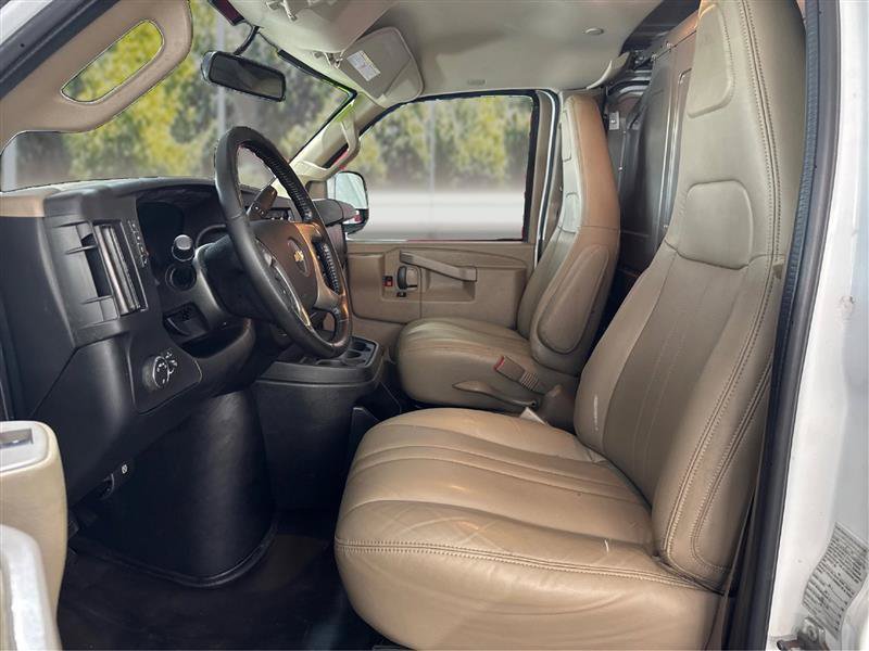 Used 2019 Chevrolet Express 2500 w/ Driver Convenience Package RWD image 9
