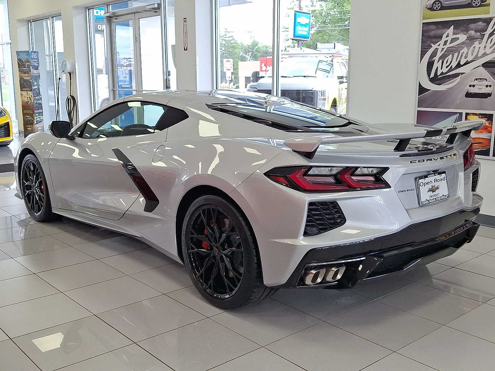 New 2026 Chevrolet Corvette Stingray Preferred Cpe w/ Z51 Performance Package RWD image 4