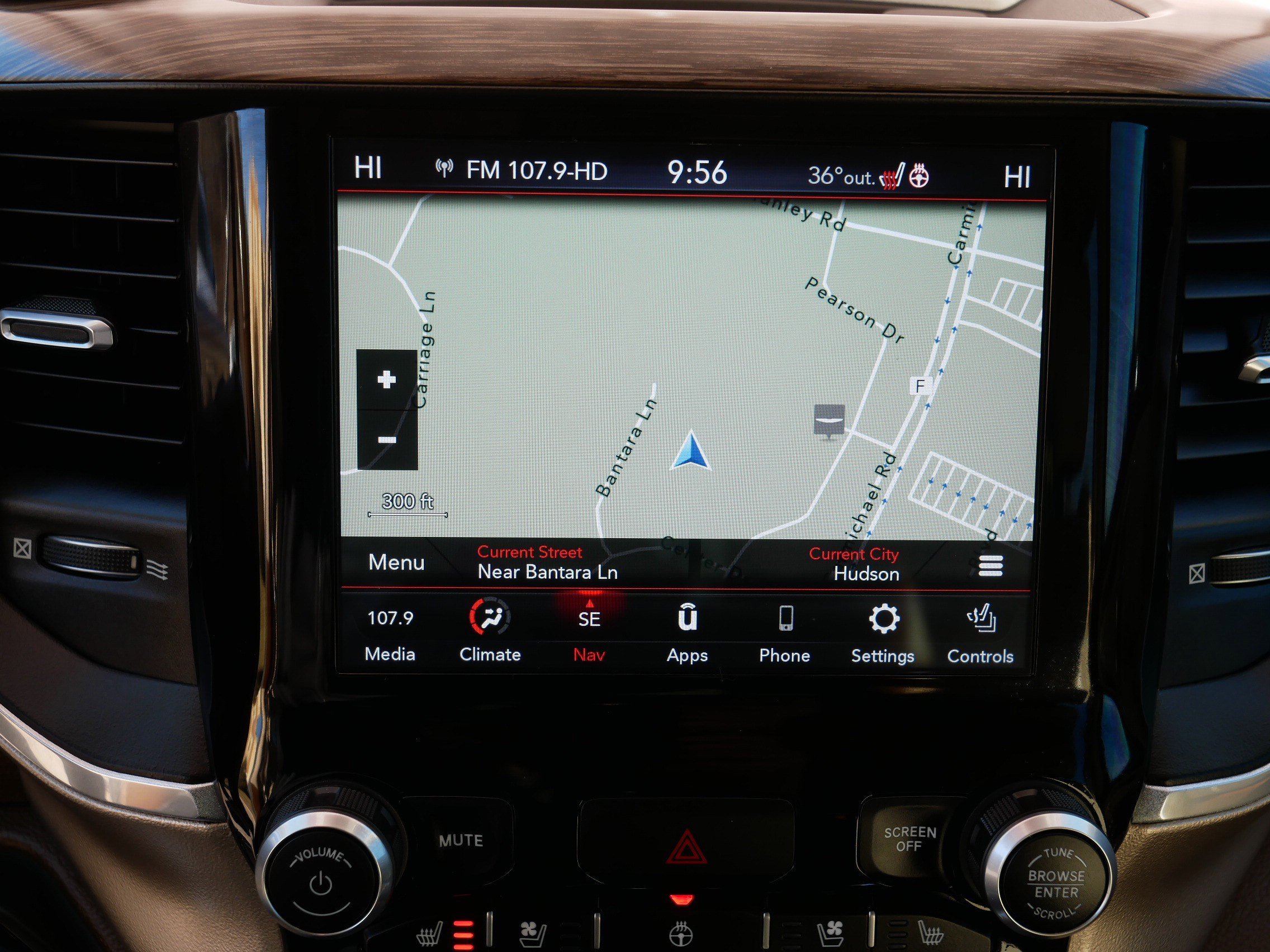 Used 2019 RAM 1500 Laramie image 30