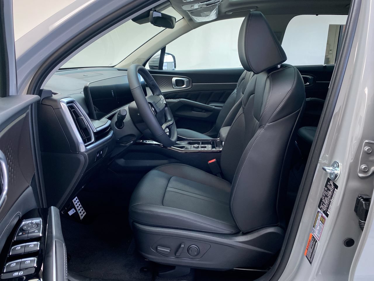 New 2026 Kia Sorento SX FWD image 16
