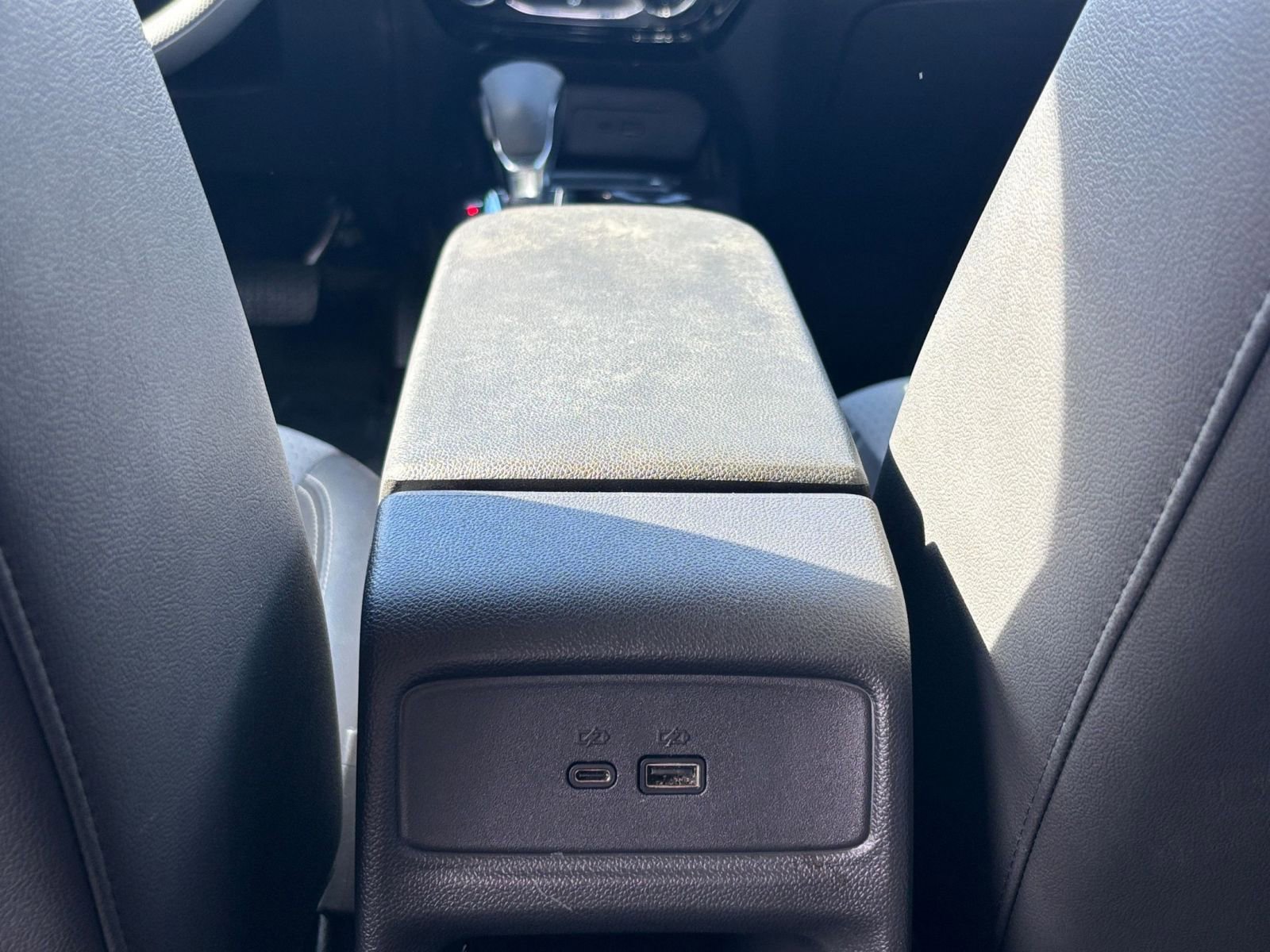 Used 2025 Chevrolet Trax LT image 23