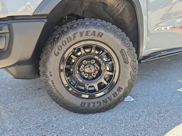 Certified 2024 GMC Sierra 1500 AT4X w/ AT4X AEV Edition AWD/4WD image 31