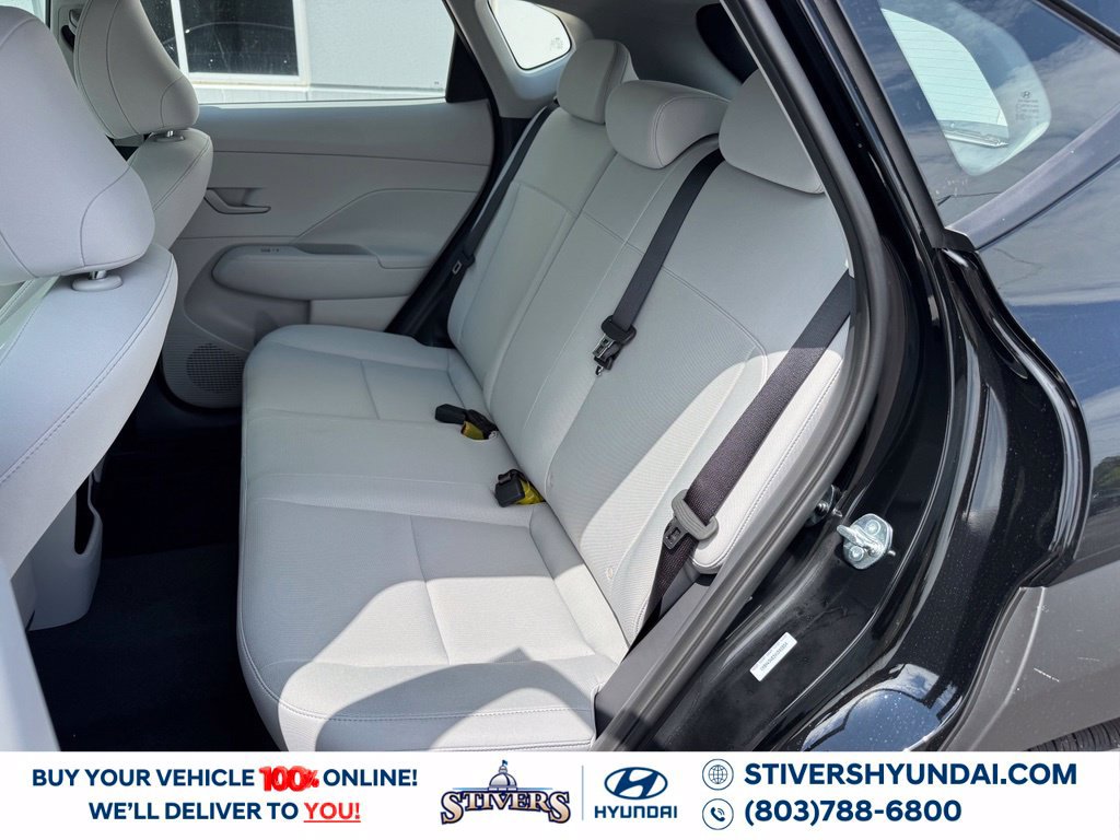 New 2027 Hyundai Kona SE FWD image 18