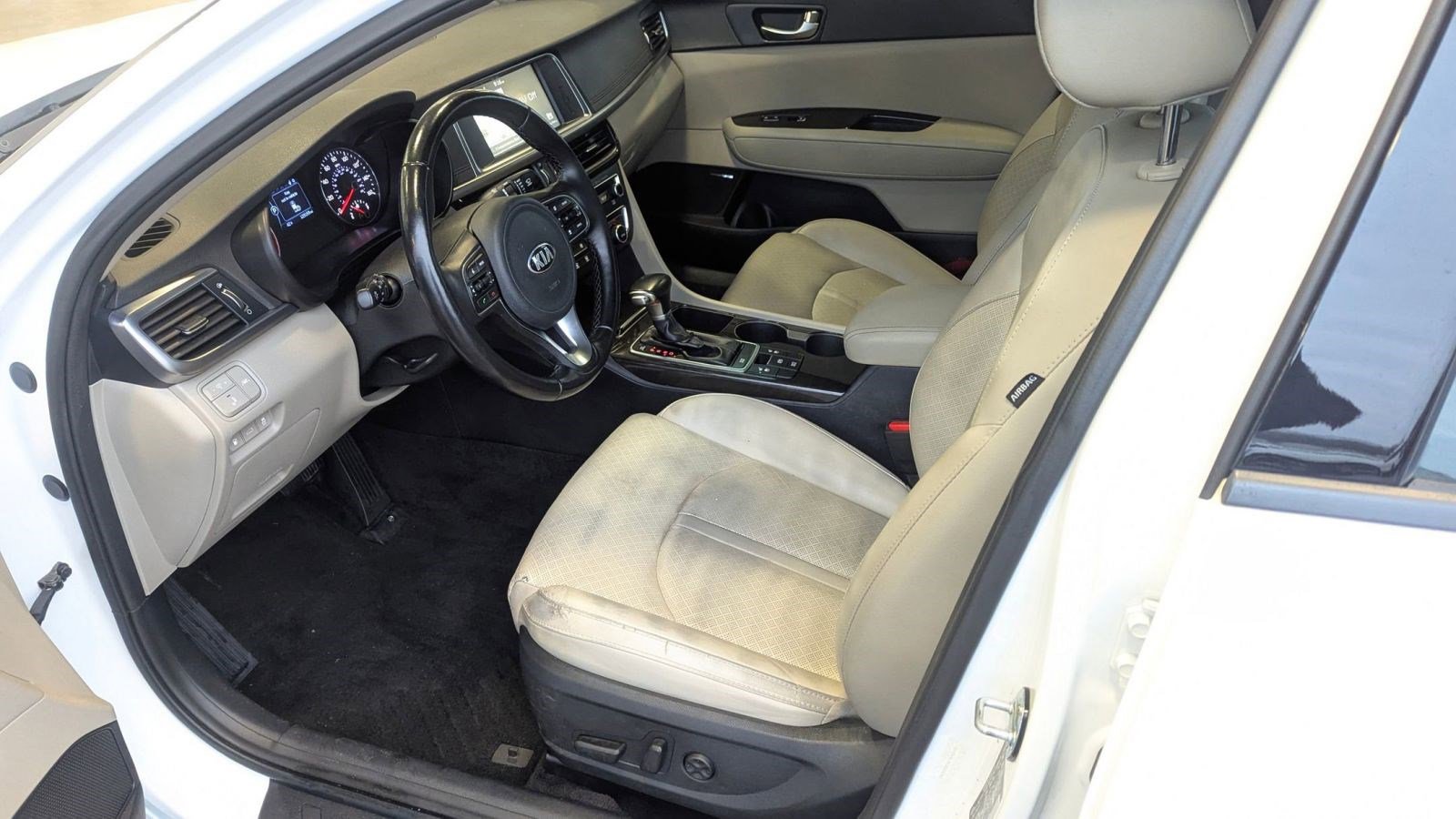 Used 2018 Kia Optima EX w/ Technology Package image 5