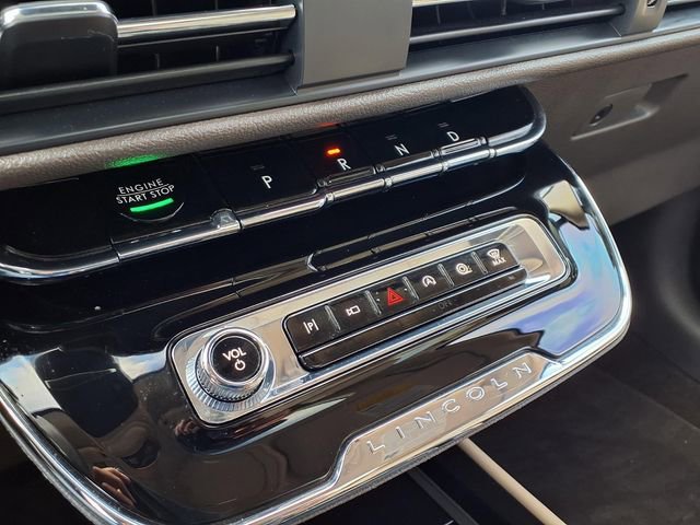 Certified 2024 Lincoln Corsair Reserve w/ Equipment Group 201A FWD image 13