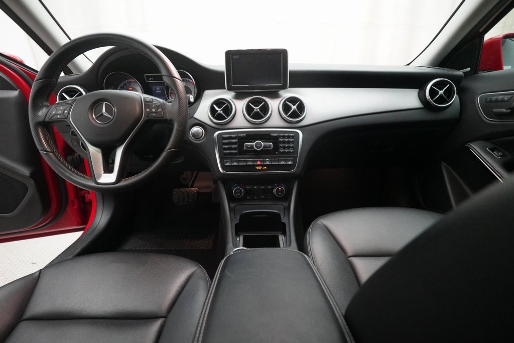 Used 2015 Mercedes-Benz GLA 250 4MATIC image 5