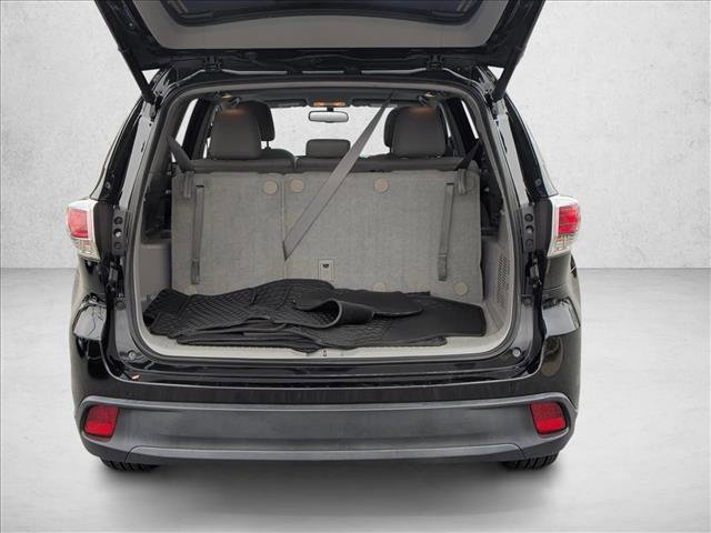 Used 2016 Toyota Highlander XLE image 7