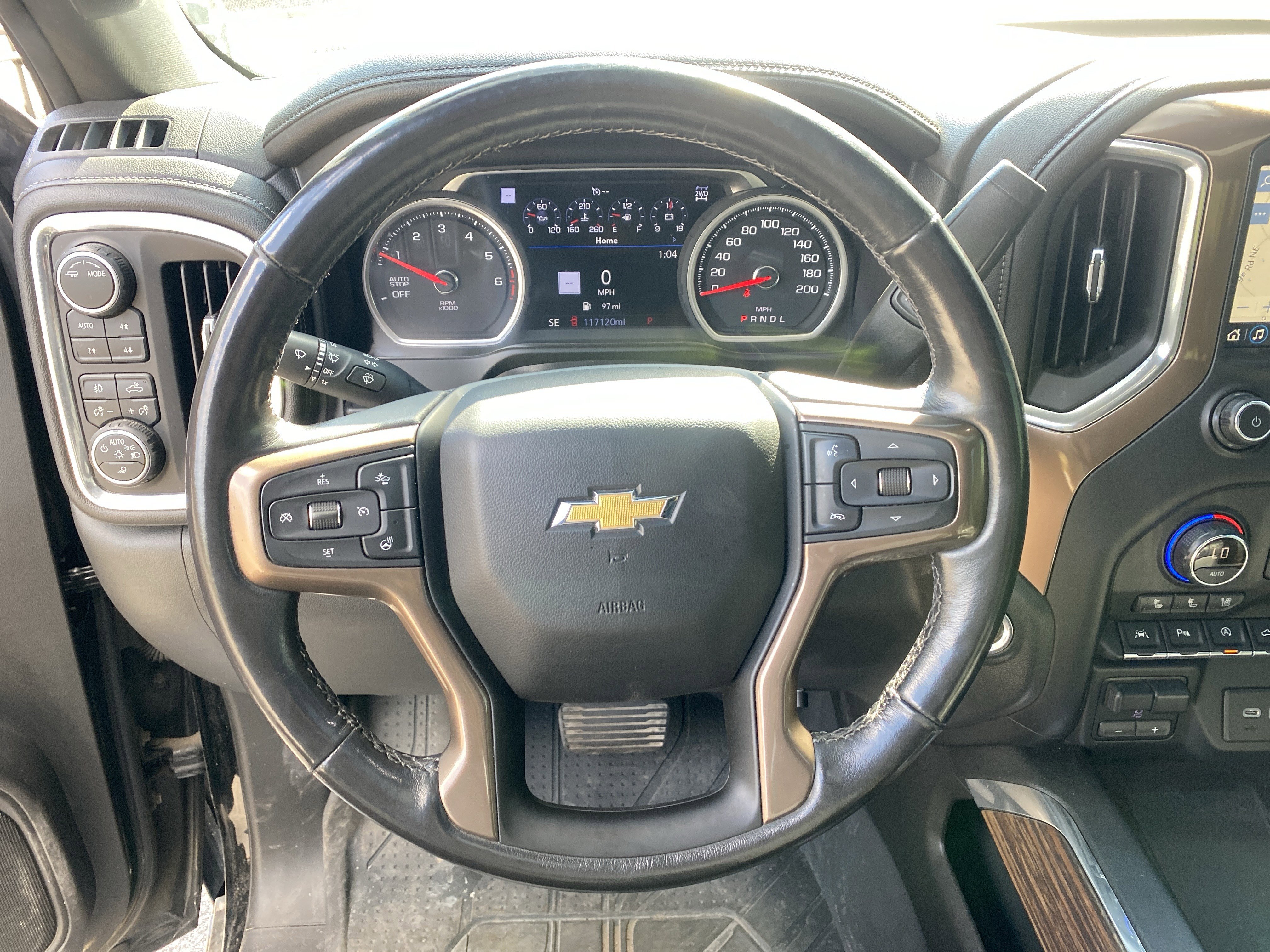 Used 2020 Chevrolet Silverado 1500 High Country w/ Technology Package image 10