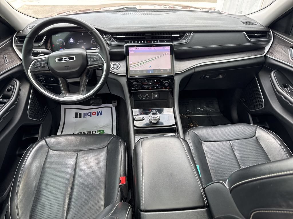 Used 2021 Jeep Grand Cherokee L Limited w/ Luxury Tech Group II AWD/4WD image 11