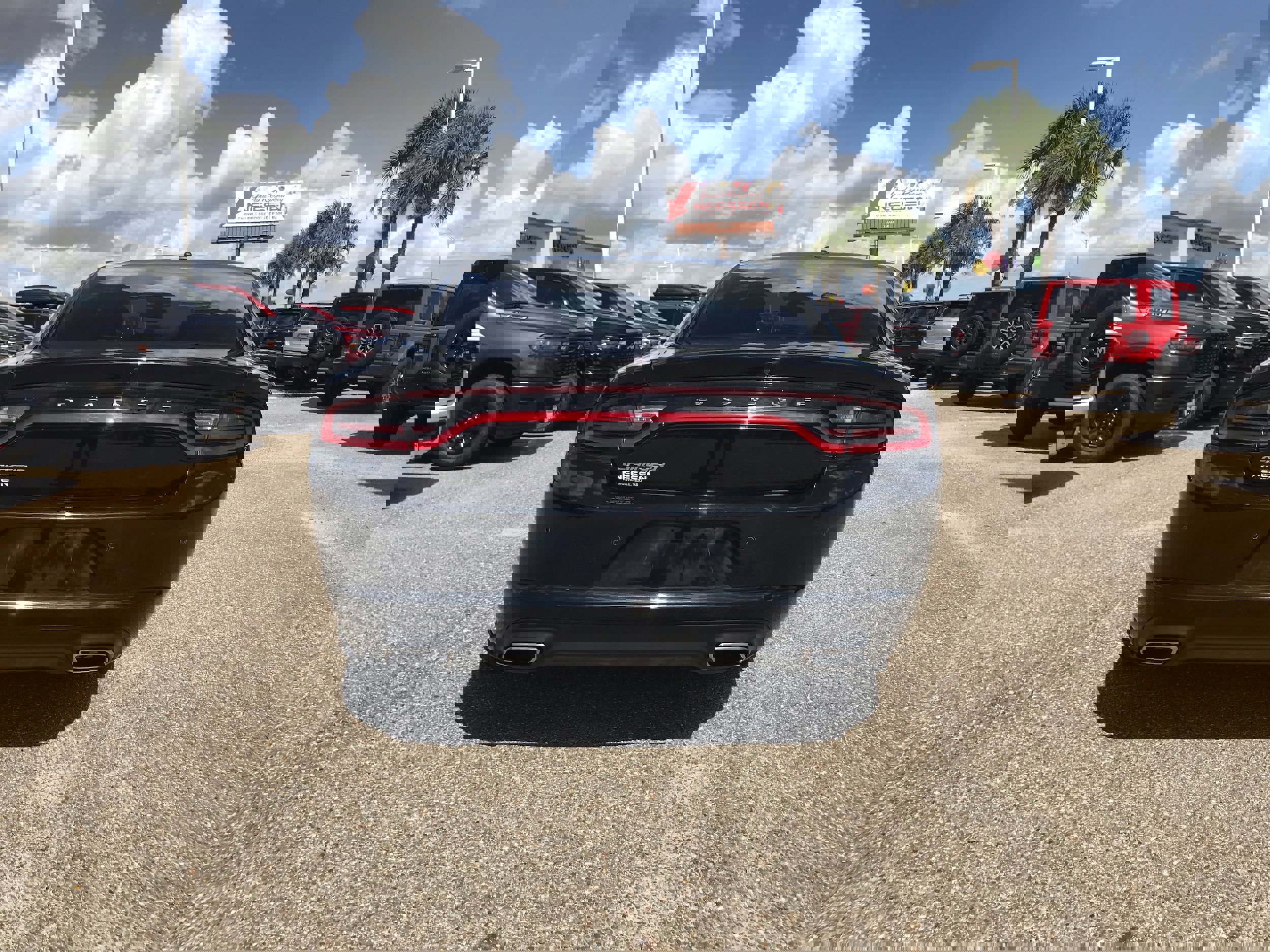 Used 2022 Dodge Charger SXT image 6