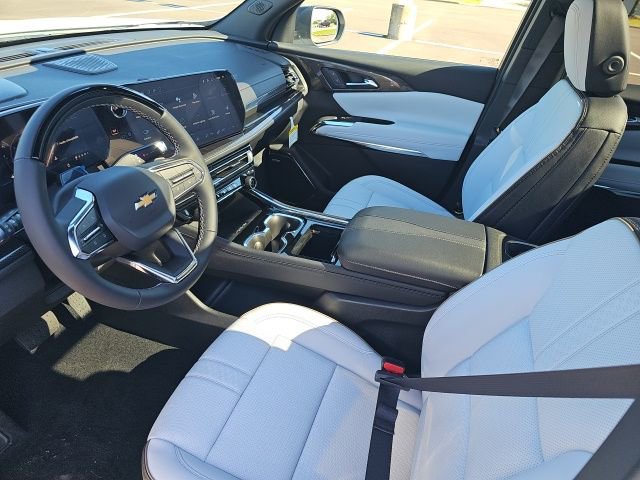 New 2026 Chevrolet Traverse High Country w/ LPO, Floor Liner Package image 23