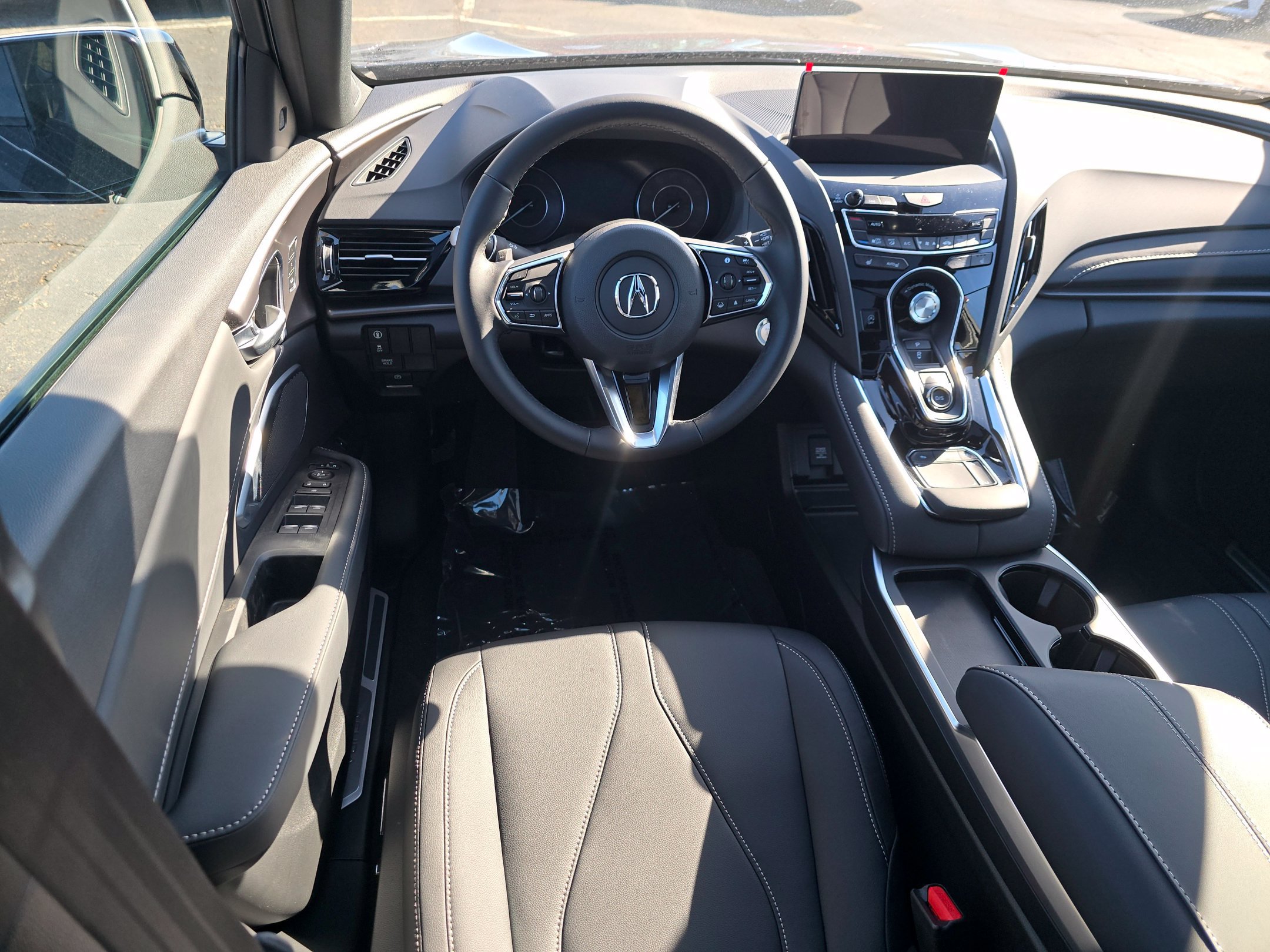 New 2026 Acura RDX SH-AWD image 14