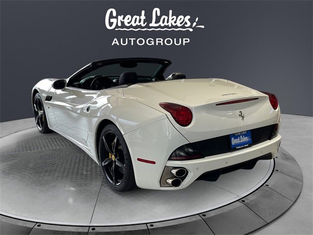 Used 2014 Ferrari California image 3