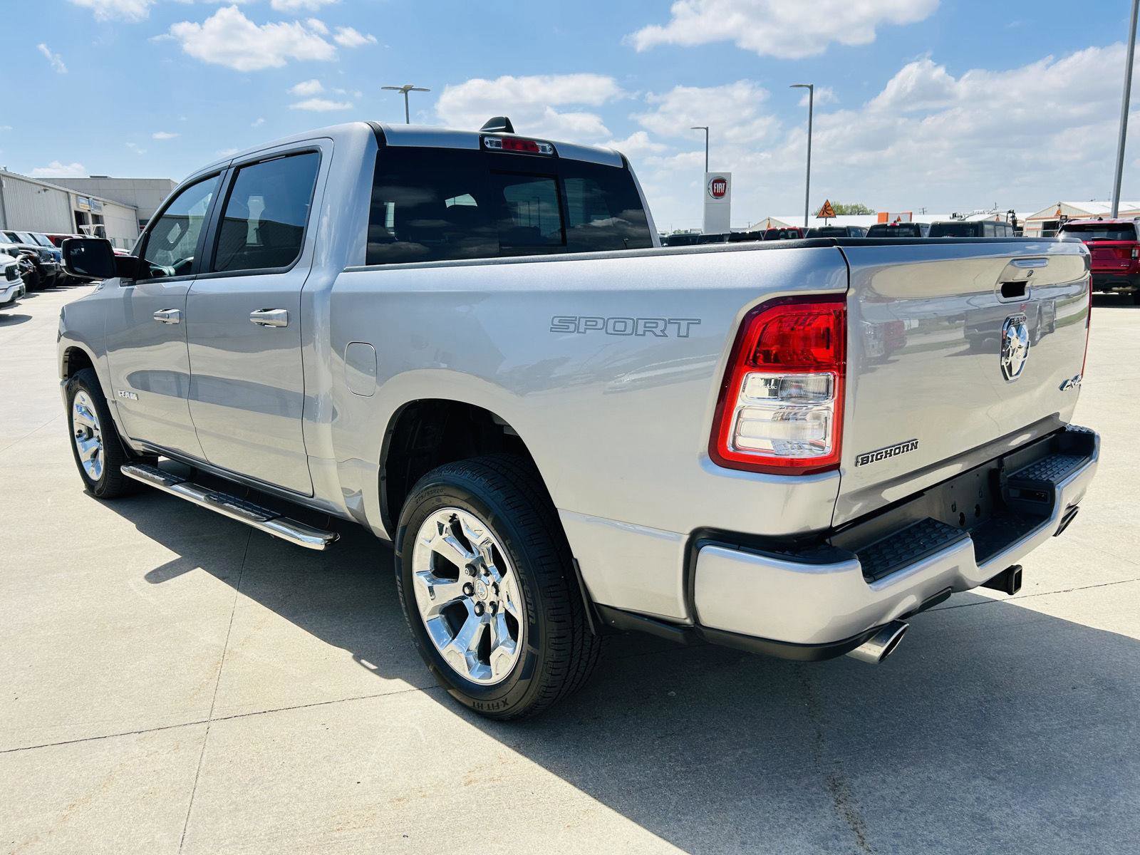 Used 2022 RAM 1500 Big Horn AWD/4WD image 32