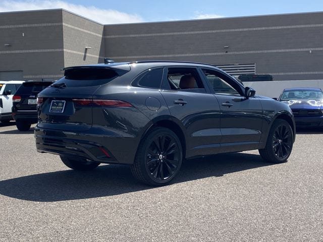 New 2025 Jaguar F-PACE R-Dynamic S AWD/4WD image 18