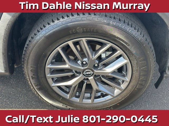 Used 2026 Nissan Rogue SV AWD/4WD image 14