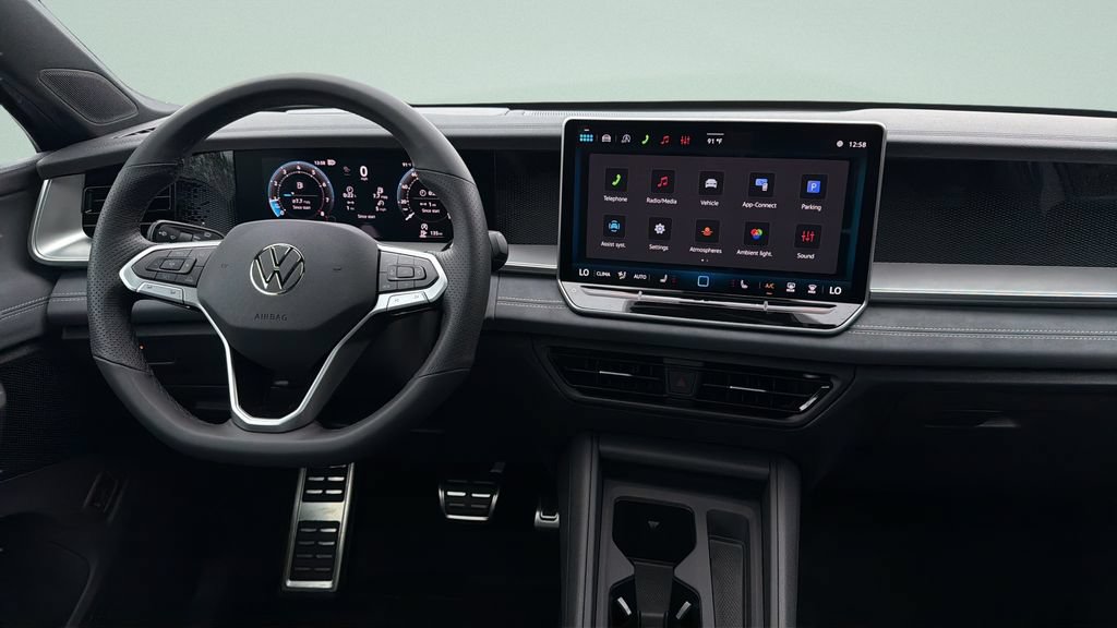 New 2026 Volkswagen Tiguan SE R-Line FWD image 27