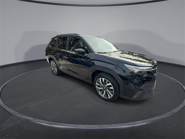 Used 2025 Subaru Forester Touring image 2